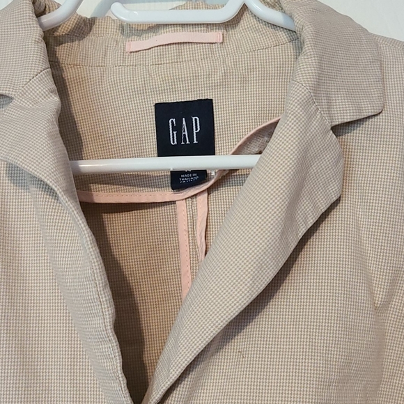 Gap light colored jacket - Picture 3 of 5
